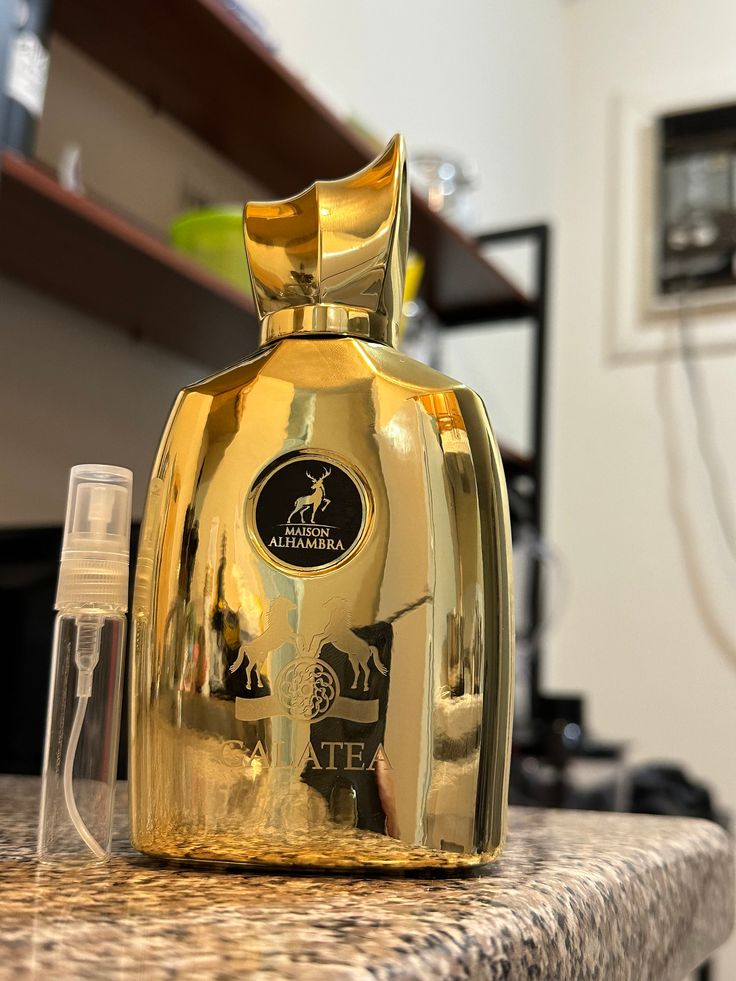 MAISON ALHAMBRA GALATEAE